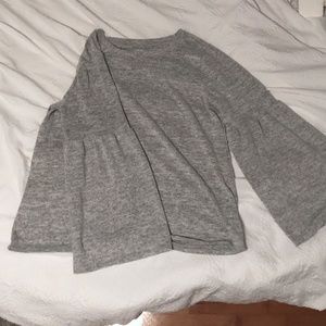 Gray Bell-sleeved sweater